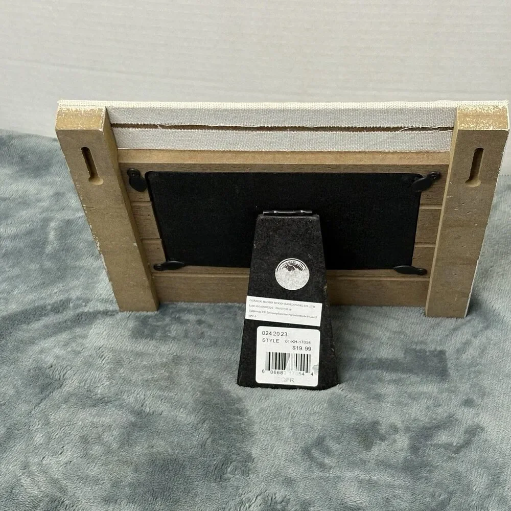 Rustic “Grandma Gives The Best Hugs” Wooden Picture Frame 4x6 Farmhouse